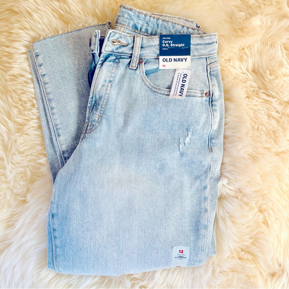 Old navy curvy OG straight ankle length jeans size 12 new with tags distressed